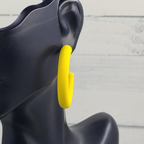 1.5" Semi Oblong Yellow Matte Texture Half Hoop Earrings - Picture 4 of 10